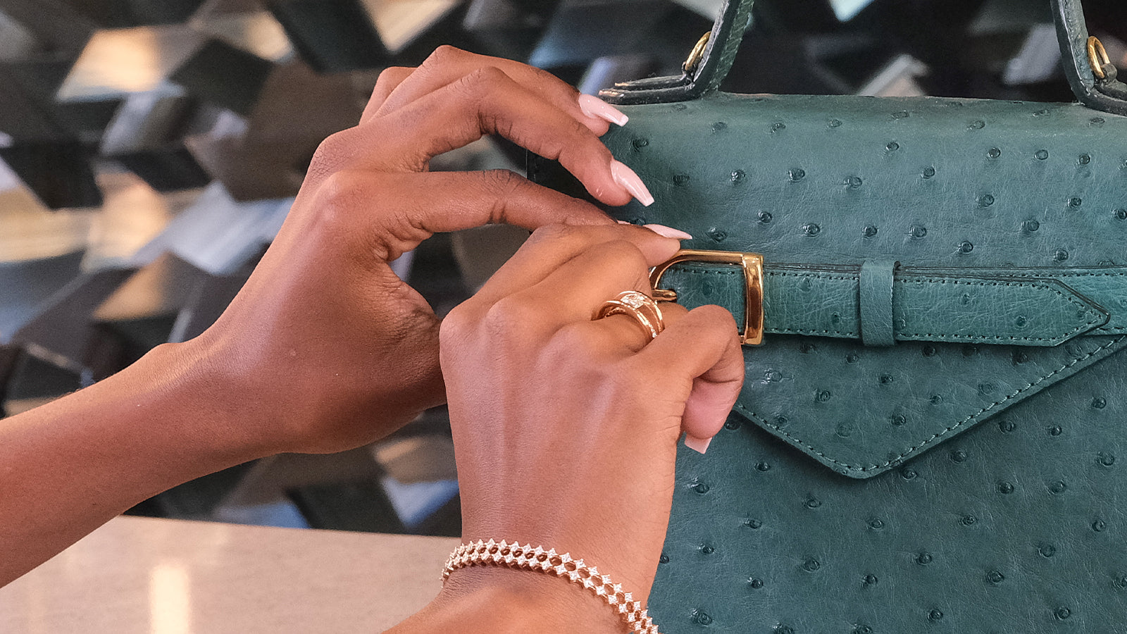 WHY MORE WOMEN ARE BUYING THEIR OWN DIAMOND JEWELLERY - SHIMANSKY