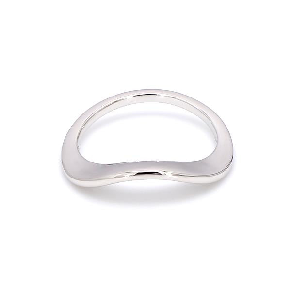 Shimansky - Women Wearing the Silhouette Wedding Band crafted in 18K White Gold Product Video