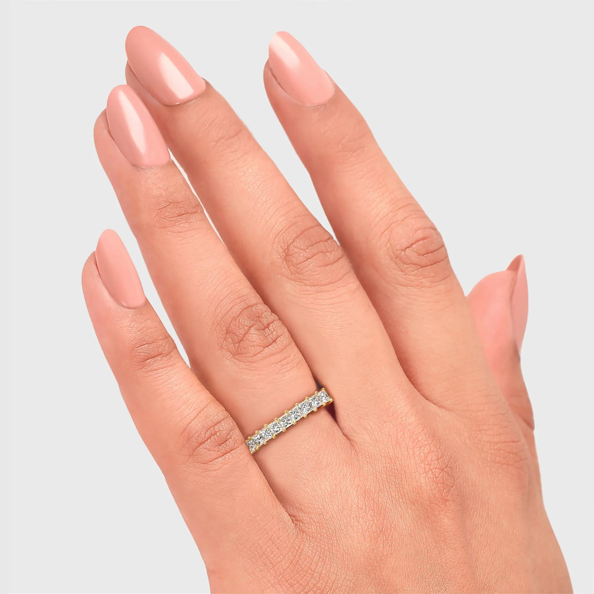 Shimansky - Women Wearing the My Girl Claw set Full Eternity Diamond Ring 2.00ct Crafted in 18K Yellow Gold